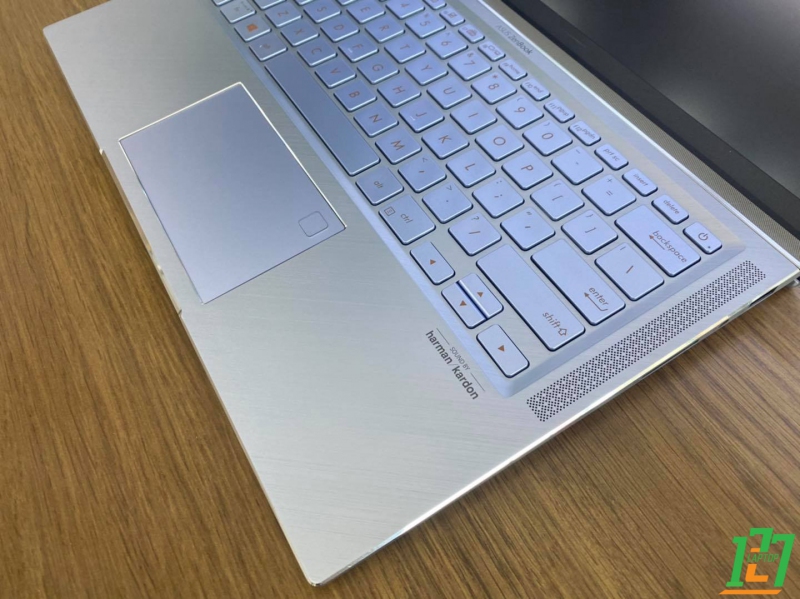 ASUS ZenBook 14 (UX431) - SIÊU CHẤT thumb