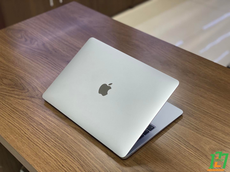MacBook Air M1 2020 13 inch thumb
