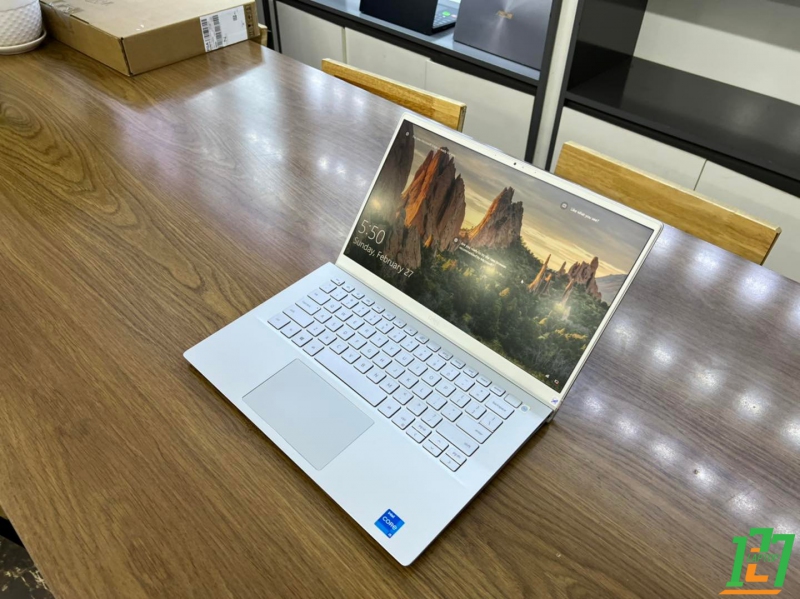 Laptop Dell Inspiron 5402 like new thumb