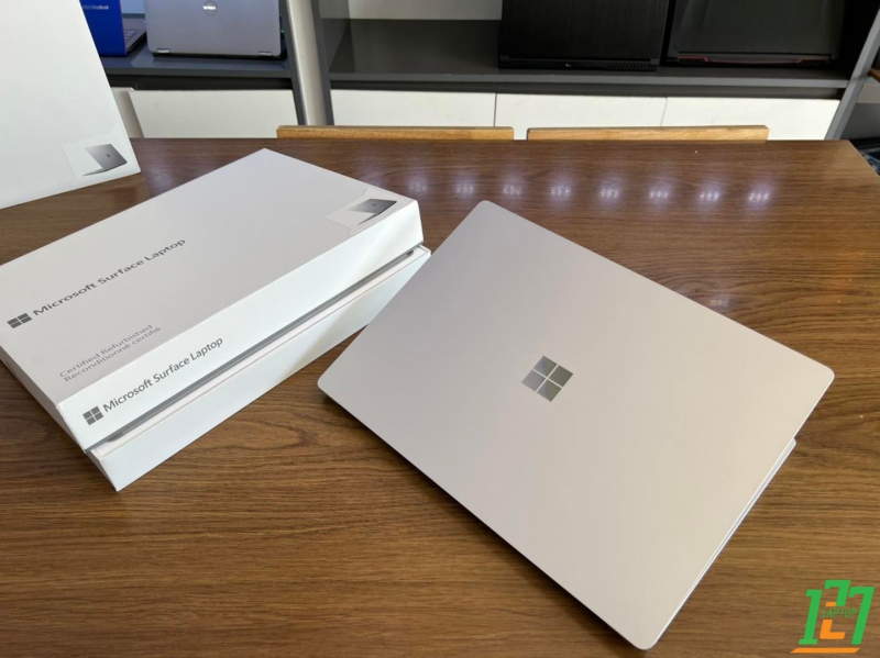 Surface Laptop3 15inch [new 100%] thumb