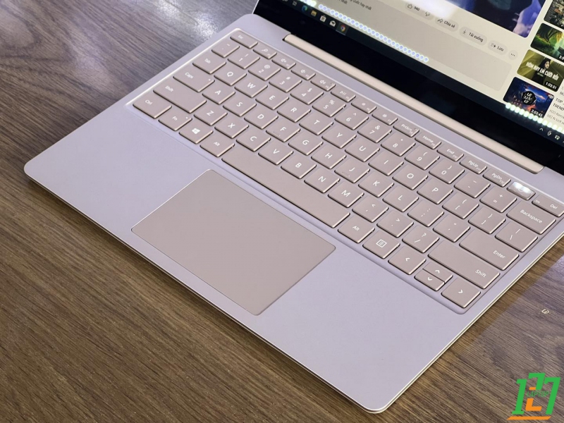 Laptop Surface Go màu hồng thumb