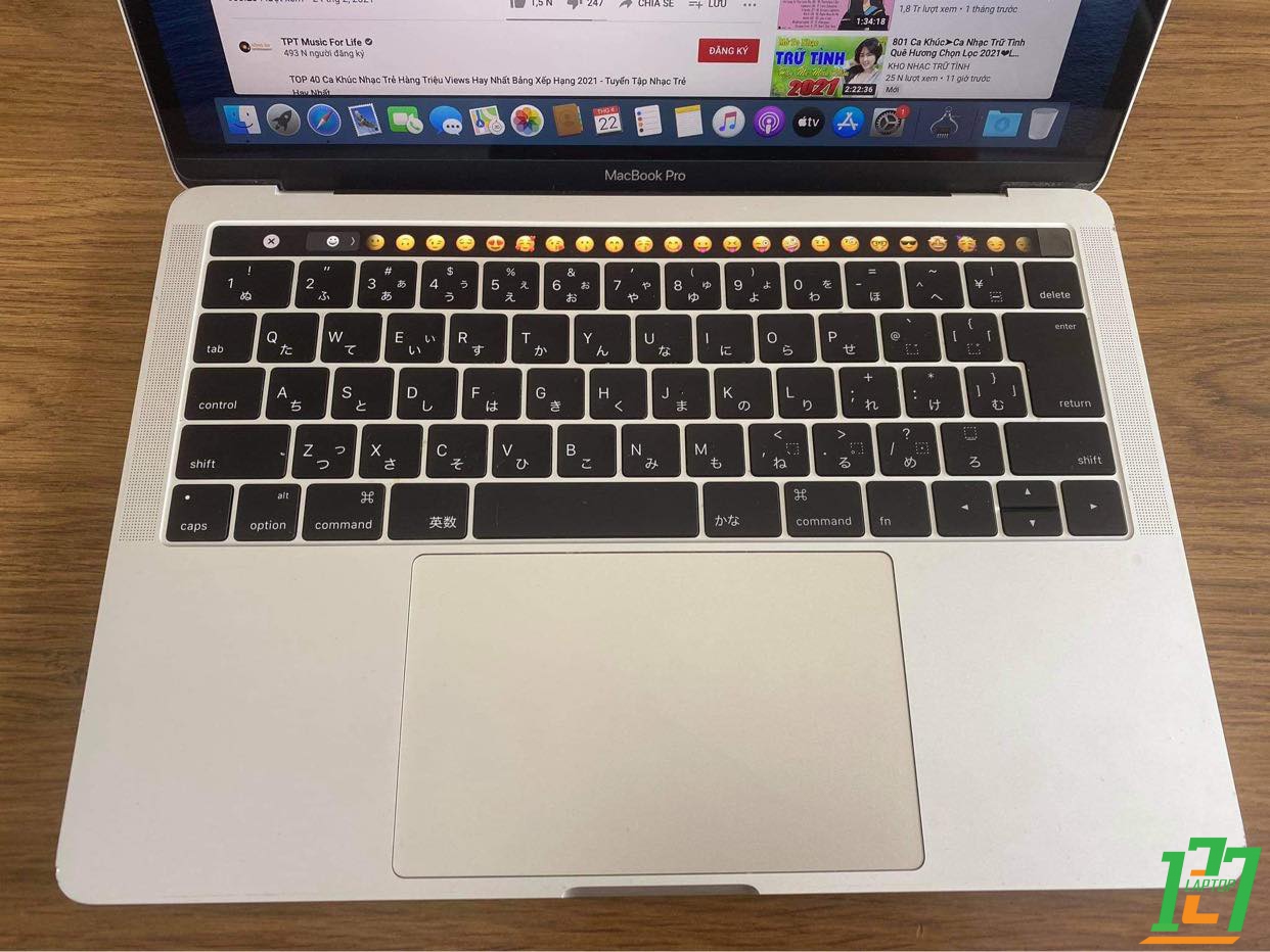 Macbook Pro 2016- 13 inch/ Touch Bar