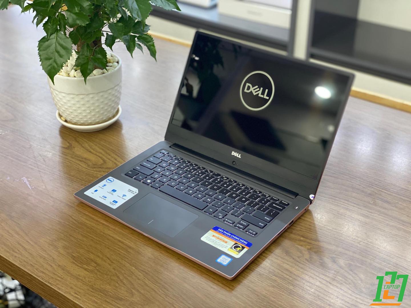 DELL Inspiron N7472