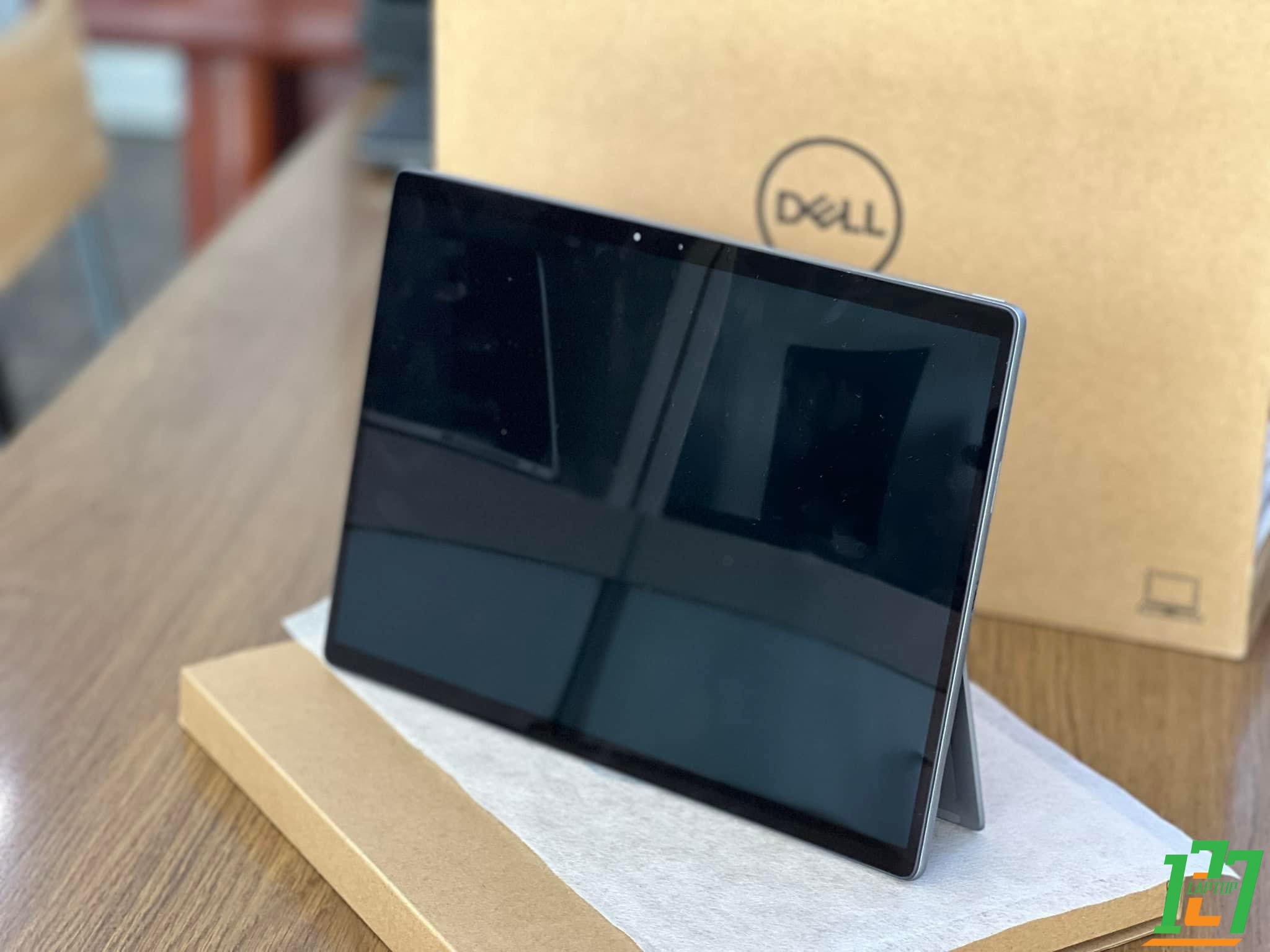 DELL Latitude 7320 Detachable {new 100%}