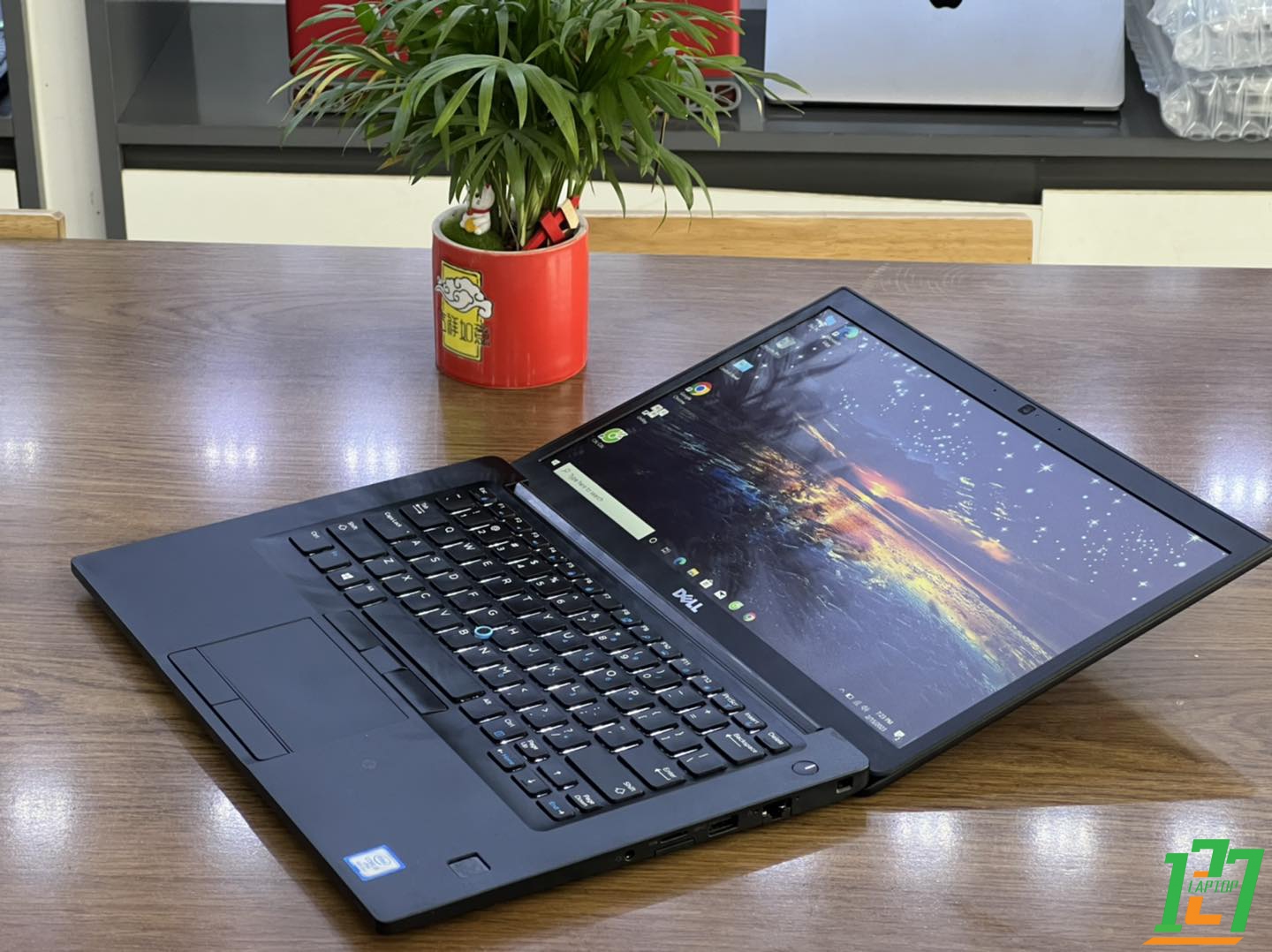 DELL LATITUDE E7490