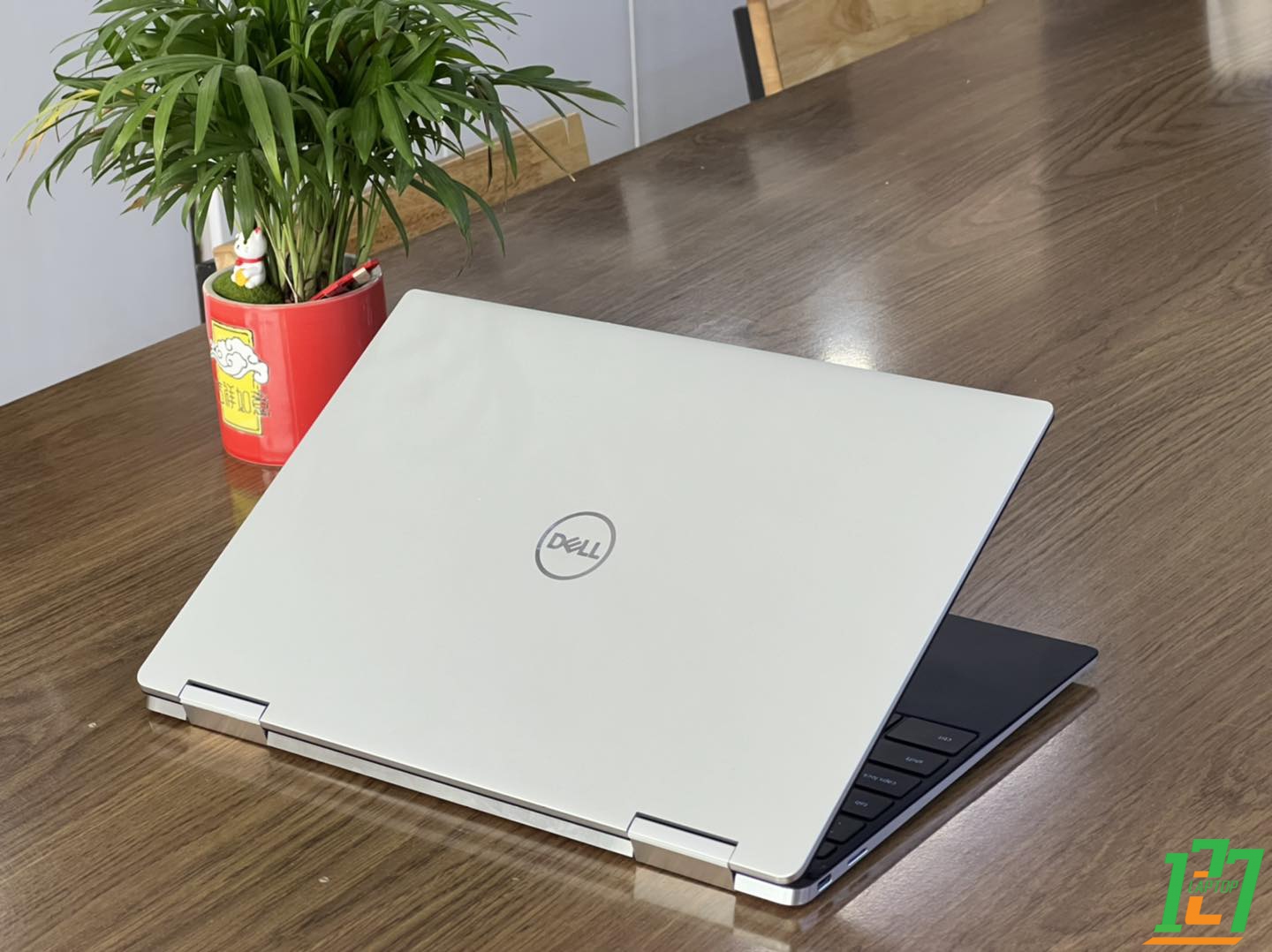 Dell XPS 9310 2in1 [like new]